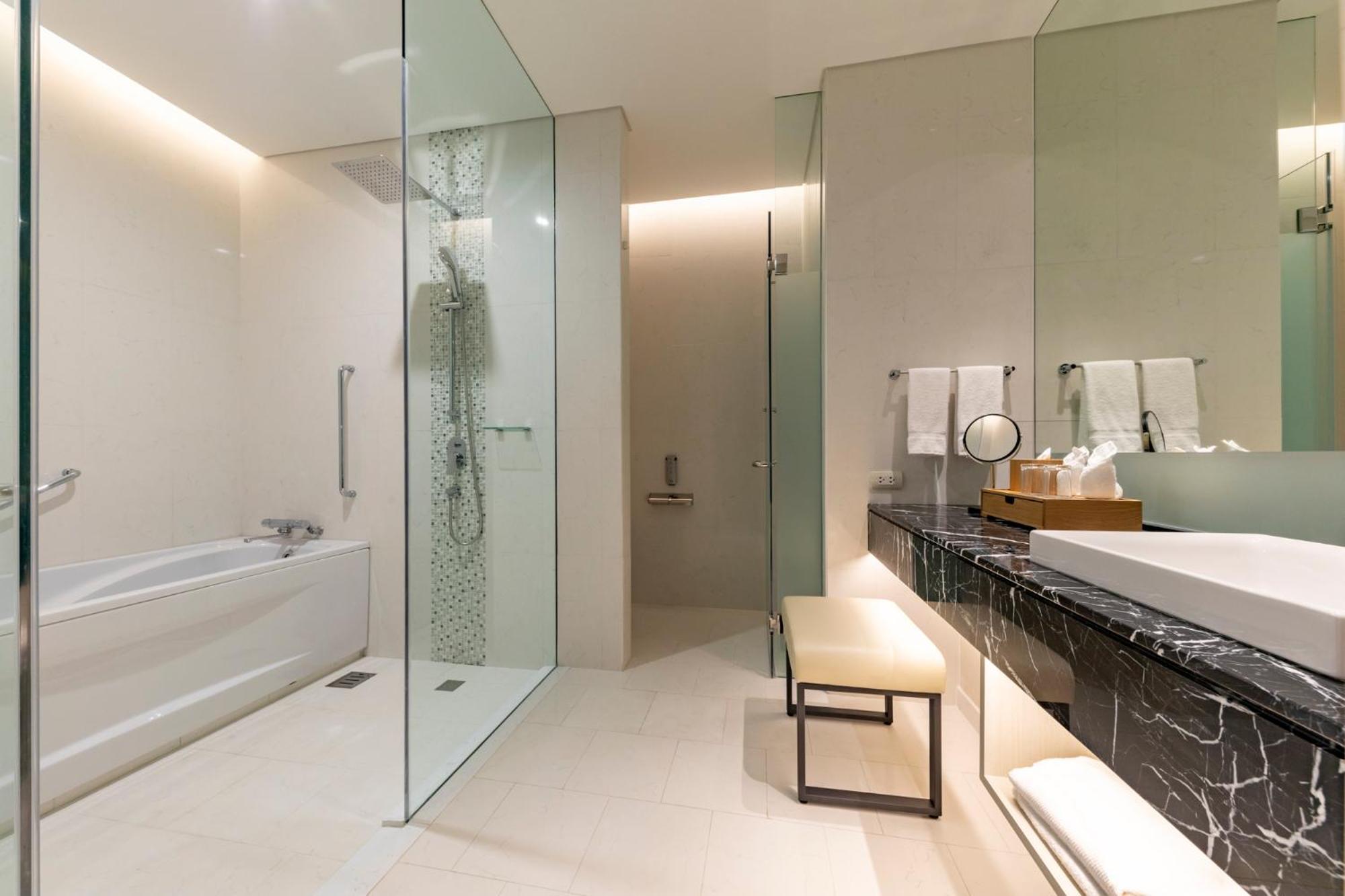 Solaria Nishitetsu Hotel Bangkok Esterno foto